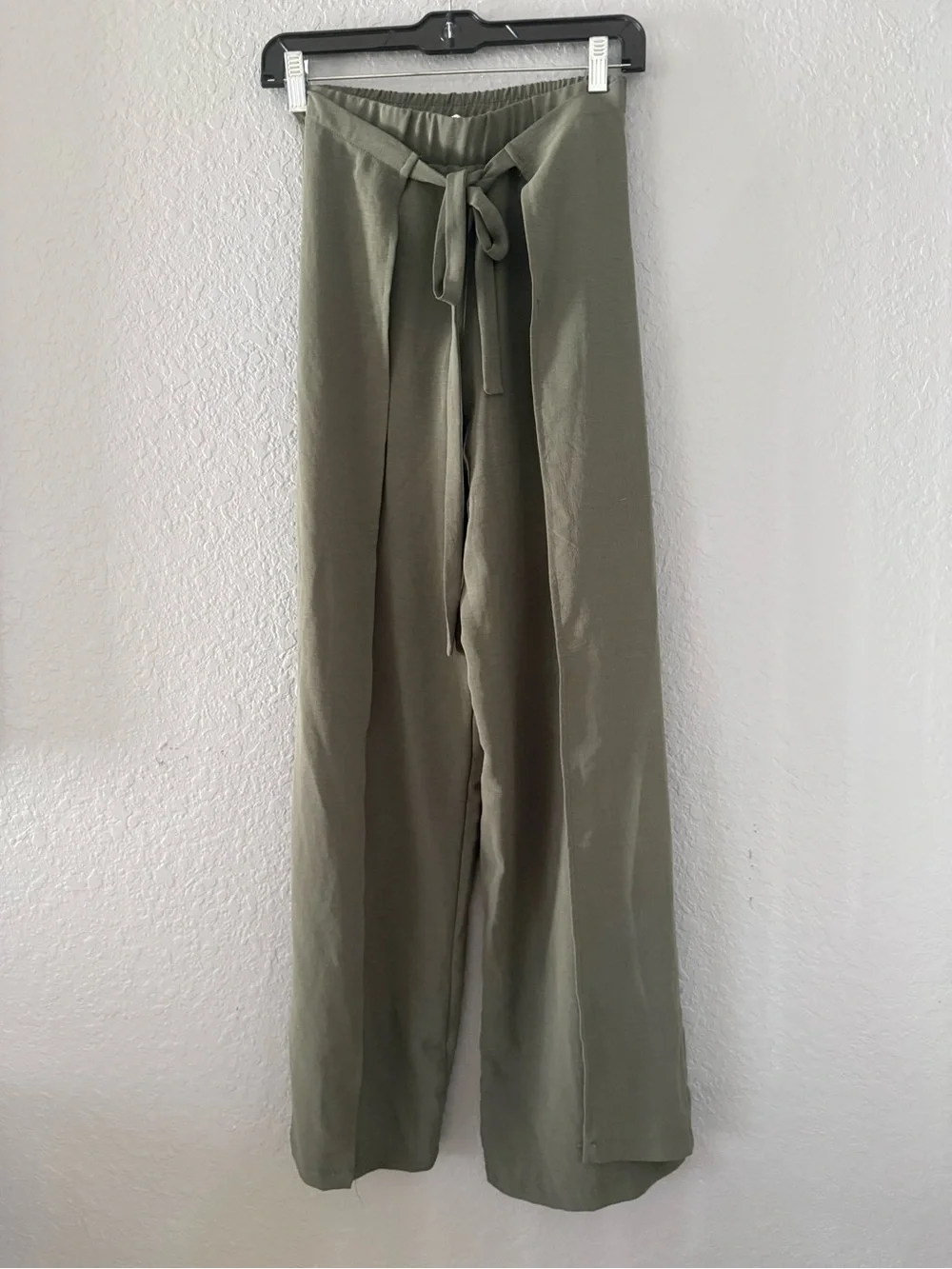 Zara Olive Wide-Leg Drawstring Linen-Blend Pants